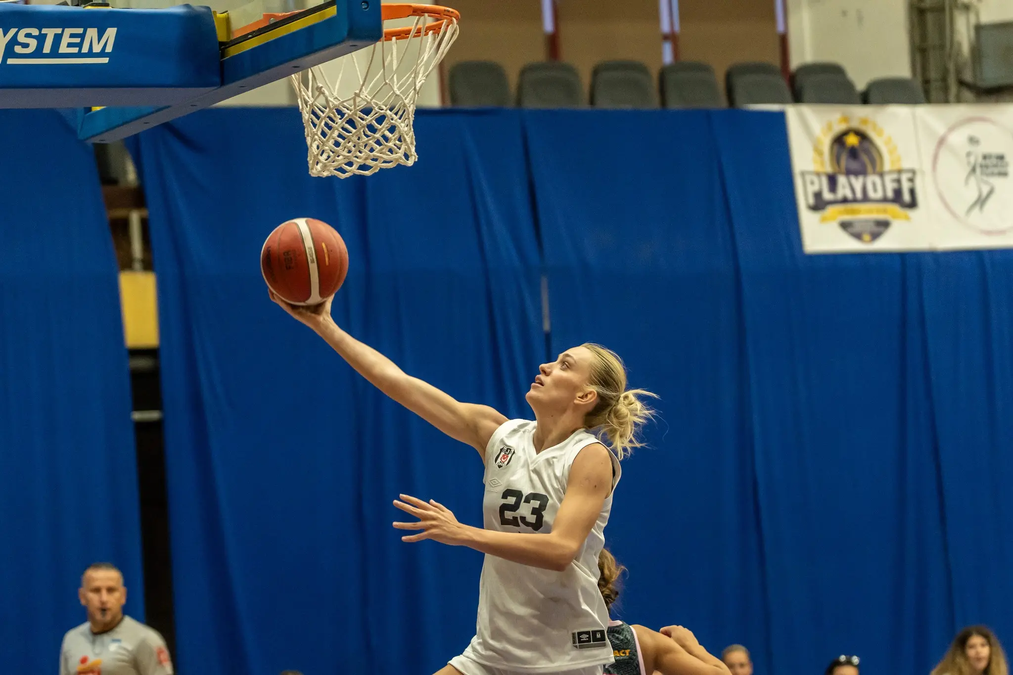 Mbahet turneu “Peja International Preseason Tournament”